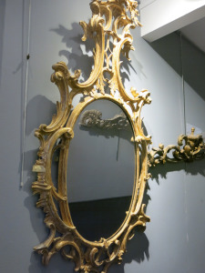 Giltwood Oval Looking Glass, Attributed to James Reynolds, Philadelphia, America, Circa 1770. Size H152 x W78cm.