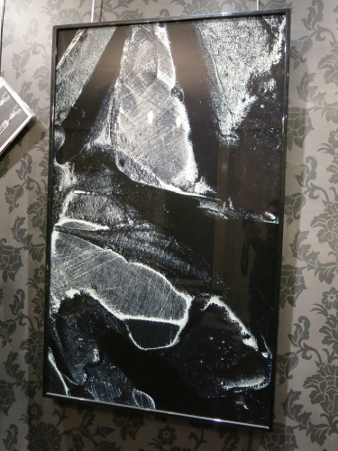 Black & White Lightbox. Size H132 x W80 x D7cm.