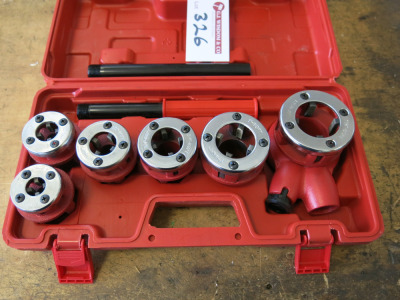 Box Set of 6 x Pipe Threading Dies, Appears New/Unused.