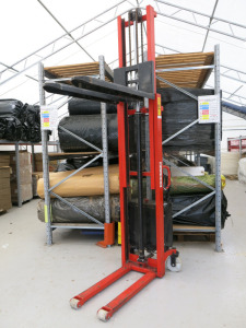 Record 1000kg Electric Pallet Stacker/Lifter.