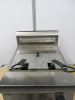 Lincat Counter Top Deep Fryer with 2 x Baskets, S/N 30711432. - 2