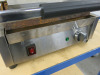 Buffalo DY997-02 Counter Top Contact Grill. - 3