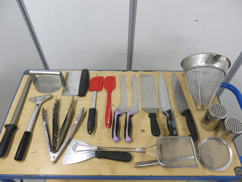 Assorted Kitchen Utensils to Include: Knives, Spatulas, Strainers, Patty Smashers, Tongs etc (As Viewed).
