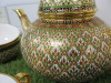 15 x Pieces of The East India Company Royal Bone China Benjarong 18ct Gold Hand Painted Crockery to Include: 1 x Tea Pot, 1 x Milk Jug, 7 x Tea Cups & 6 x Saucers. - 4