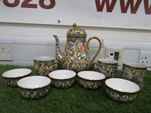 8 x Pieces of The East India Company Royal Bone China Benjarong 18ct Gold Hand Painted Crockery to Include: 1 x Tea Pot, 5 x Tea Cups & 3 x Mugs.