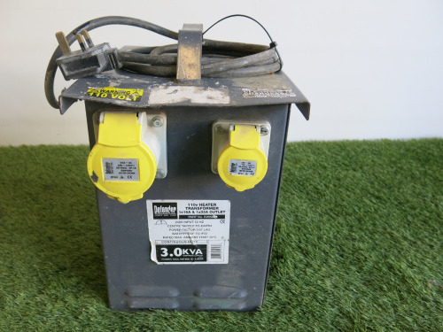 Defender Power & Light 3.0KVA 110V Heater Transformer.