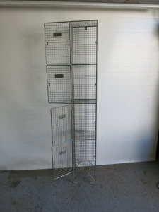 4 Door Wire Mesh Locker, Size H200 x W30 x D30cm.