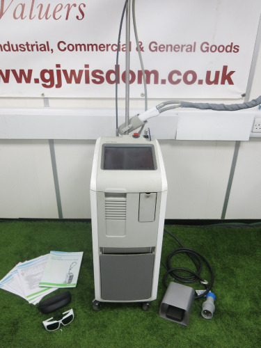 Cutera Excel HR Laser Hair Removal System, Dual Wavelengths 755nm Alexandrite & 1064nm Nd:YAG, S/N 10769, YOM 10/2018. Comes with Key, Applicator, Aquiline Foot Pedal & Pair of Glasses.