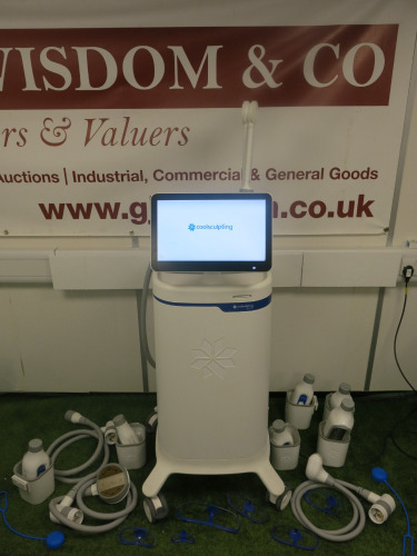 Coolsculpting Elite Non Invasive Fat Reduction Treatment System to Include: Elite Control Unit, Ref CS-S3-001-D-00, S/N D212021299002, Applicator Curve 80, Applicator Curve 120, Applicator Flat 125, Applicator Curve 150, 2 x Applicator Surface 150, Applic