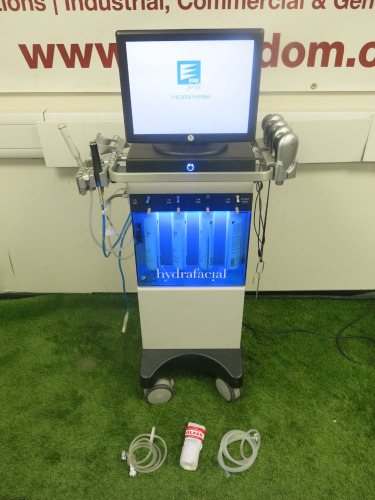 HydraFacial MD Tower Lymphatic Drainage Pore Vacuum 4 x Wireless LED Light Therapy Machine, Ref 70290-02-01, S/N 1902-3025.