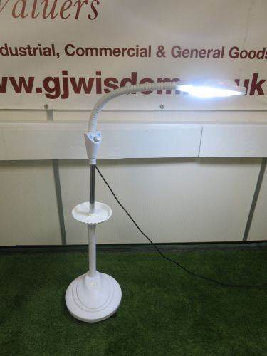 Mobile LED Magnifying Lamp.