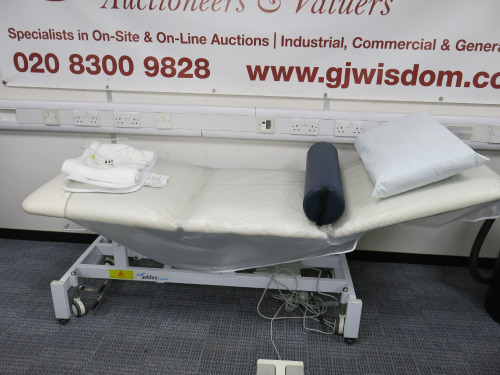Addax Medical Electrical Adjustable Treatment Bed in White, Comes with Senokis UB100-X Electric Blanket, Blue Bolster Pillow, Pillow & 6 x Long Paper Towel Rolls.