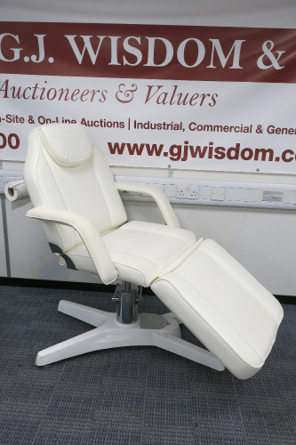 White Elite Hydraulic 3 Section Treatment Chair, Model IK-B10-White.