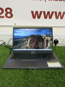 Asus 15.5" Laptop, Running Windows 11 Pro, Intel Core i5-1135G7 @ 2.40Ghz, 8GB RAM & 238GB Storage. Comes with Power Supply.