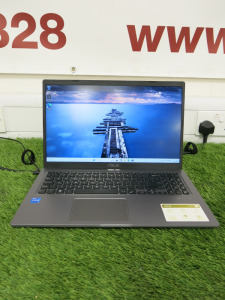 Asus 15.5" Laptop, Running Windows 11 Pro, Intel Core i5-1135G7 @ 2.40Ghz, 8GB RAM & 238GB Storage. Comes with Power Supply.