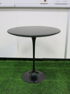Round Black Side Table with Black Glossy Stand. Size H50 x Di50cm.
