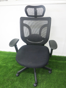 Black Mesh Adjustable Ergonomic Office Chair.