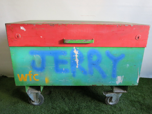 Armogard Tuffbank Heavy Duty Rolling Tool Chest or Site Security Box. Size H85 x W120 x D63cm. Open no key.