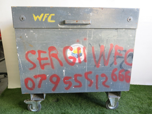 Armogard Tuffbank Heavy Duty Rolling Tool Chest or Site Security Box. Size H115 x W120 x D63cm. Open no key.
