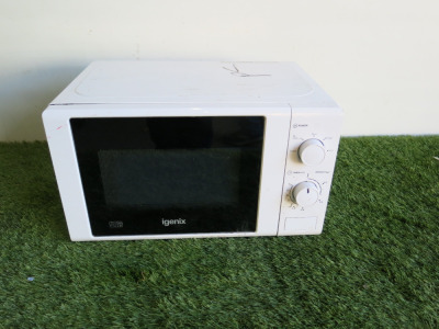 Igenix 700w Microwave, Model IG2071