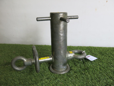 Stein RC-2000 Floating Lowering Device.