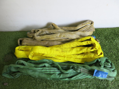 4 x Assorted Sized Slings to Include: 3 x 3m, Capacity 3000Kg, 1 x 3m, Capacity 2000Kg.