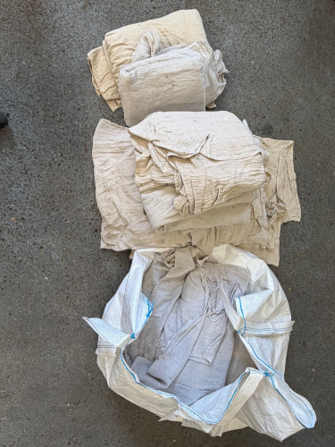 19 x Large Dust Sheets.