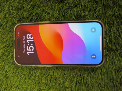 iPhone 15, 128GB, S/N FCWJ0Y3WQ, in Black with Mirrored Case.