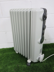 Delonghi Electric Radiator, Model HRRJ.
