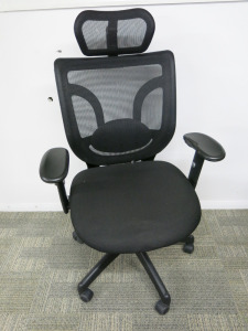 Black Mesh Adjustable Ergonomic Office Chair. NOTE: damage to arm.