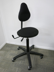 RH Alternative 4545 Adjustable Ergonomic Office Chair.