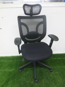 Black Mesh Adjustable Ergonomic Office Chair.