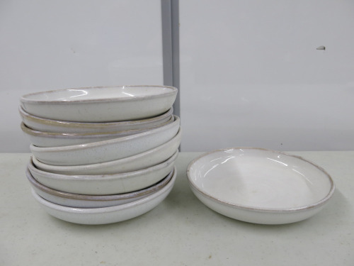 9 x White Ceramic Stone Design Shallow Bowls. Size Diameter 22cm.