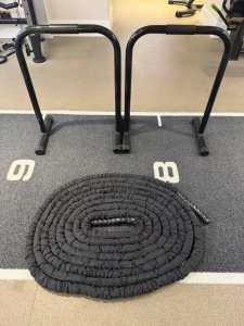 Set of Relife Dip Stands & Training Rope.