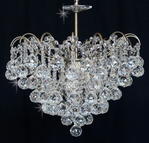 Impex Ceiling Light, EMMIE 5LT Crystal Antique Brass, Product Code CFH401091/05/AB, 5 X 28W (G9) Bulbs. Size Dia 46cm x H43CM, Weight 10kg. Bulbs Not Included. RRP &pound;659.00.