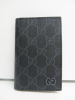 Gucci GG Black & Grey Card Holder. Comes with Gucci Dust Bag.