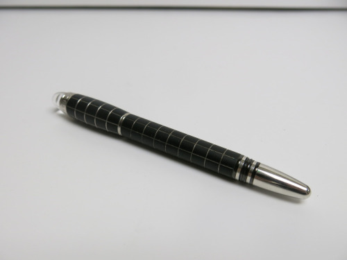 Montblanc StarWalker Metal & Rubber Pen.