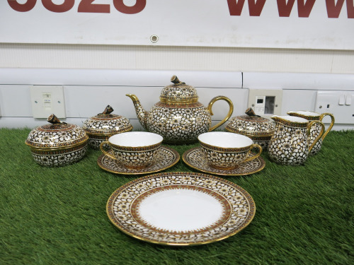 11 x Pieces of The East India Company Royal Bone China Benjarong 18ct Gold Hand Painted Crockery to Include: 1 x Tea Pot, 2 x Milk Jugs, 3 x Sugar Bowls with Lids, 2 x Tea Cups & 2 x Saucers & 1 x Plate.