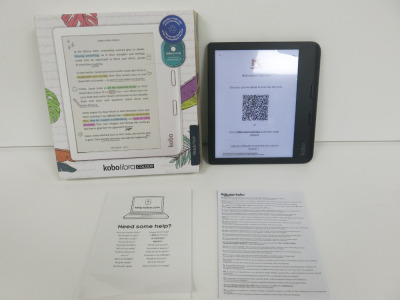 Kobo Libra Colour eReader in Black. Comes in Original Box & Appears Unused.