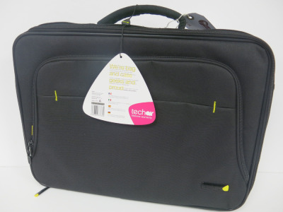 Techair 17.3" Clam Shell Case Notebook Protector.