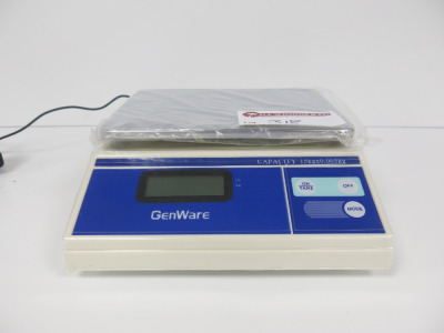 Genware Digital Scales, Capacity 15kg. Appears New/Unused.