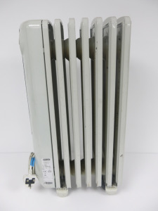 DeLonghi Oil Filled Radiator, Model TRRS0715E.