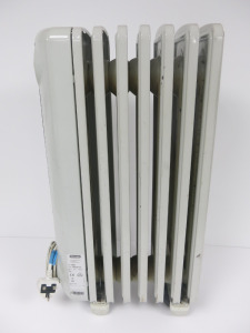 DeLonghi Oil Filled Radiator, Model TRRS0715E.