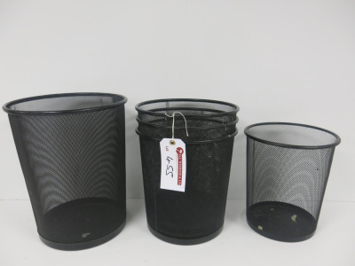 5 x Assorted Sized Wire Mesh Bins.
