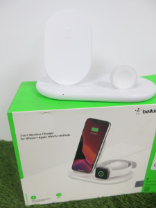 Belkin 3 In 1 Apple Wireless Charging Device, Model WIZ001.