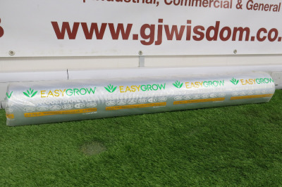 Roll of Easy Grow Diamond Lightite Heavy Duty Reflective Sheeting, 1.2m x 100m x 120mu.