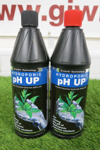 2 x Growth Technology Hydroponic PH Up, 1L.