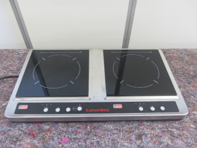 Caterlite 3KW Double Induction Cooker, Model CN203, S/N 2016121500402. Comes in Original Box & Appears Little Used.