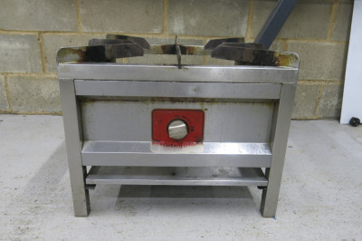 Rotoquip Stock Pot Gas Stove. Size H48 x W61 x D61cm.