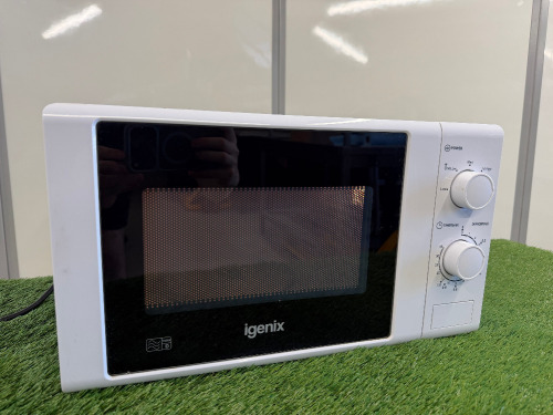 Igenix 700w Microwave Oven, Model IG2017.